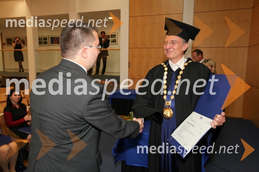 Dr. Andrej Krajnc, Fakulteta za elektrotehniko, računalništvo in informatiko UM in prof. dr. Danijel Rebolj, rektor Univerze v MariboruUniverza v Mariboru, promocija doktorjev znanosti