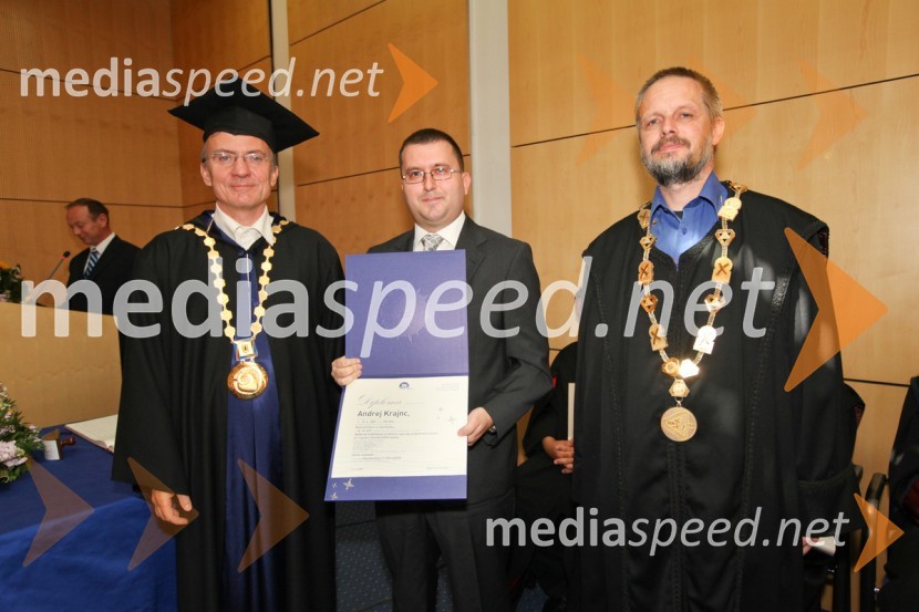 Prof. dr. Danijel Rebolj, rektor Univerze v Mariboru, dr. Andrej Krajnc, Fakulteta za elektrotehniko, računalništvo in informatiko UM in prof. dr. Borut Žalik, dekan Fakultete za elektrotehniko, računalništvo in informatiko Univerze v MariboruUniverza v Mariboru, promocija doktorjev znanosti