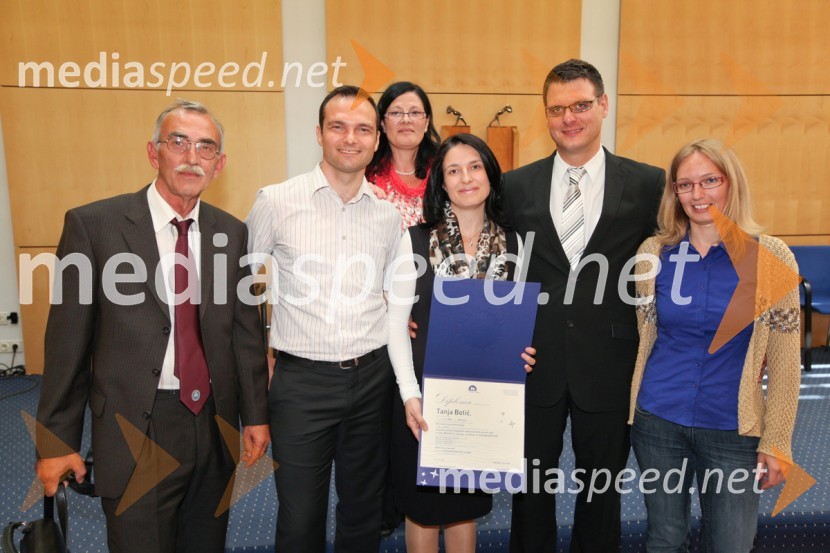 Dr. Tanja Botić, Medicinska fakulteta UM in ...

Univerza v Mariboru, promocija doktorjev znanosti