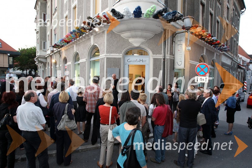 Vrtni palčki okupirali Maribor, galerija Hest