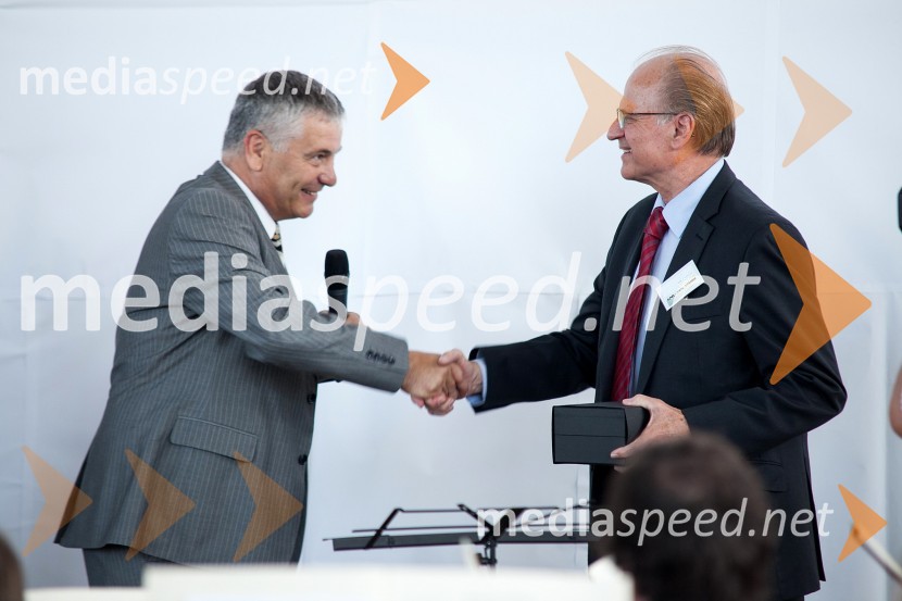 Franc Matjaž-Tičo Zupančič, predsednik Organizacijskega odbora Terra Parzival ter Karl-Erik Norrman, generalni sekretar Evropskega kulturnega parlamentaTerra Parzival se prebuja