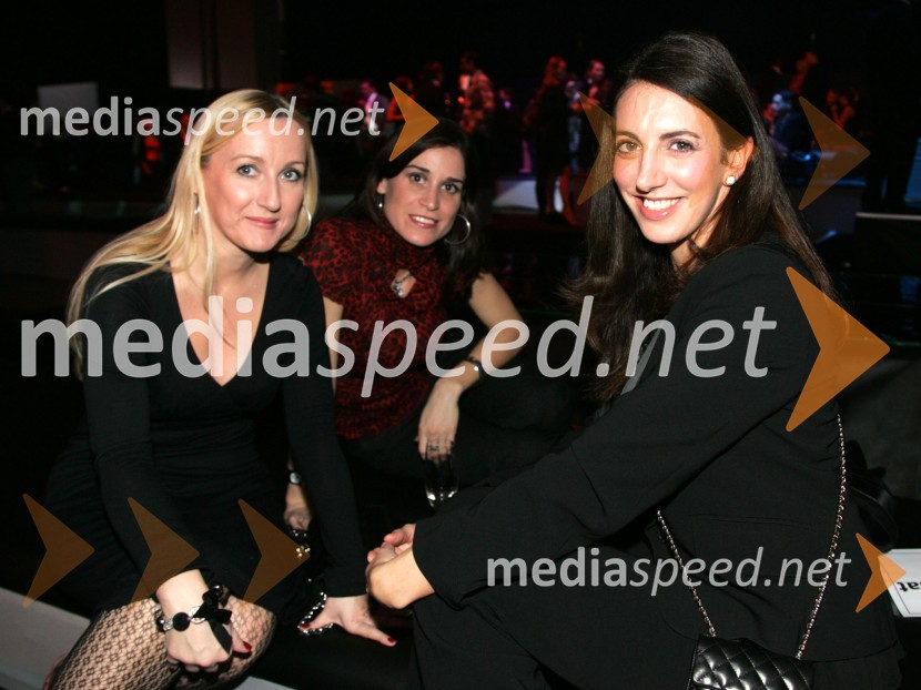 ..., ... in Gordana Sredojevič Goga, glavna in odgovorna urednica revij Smrklja, Eva, Lepa in zdravaNaomi Campbell v Sloveniji na zabavi Diners Black Card