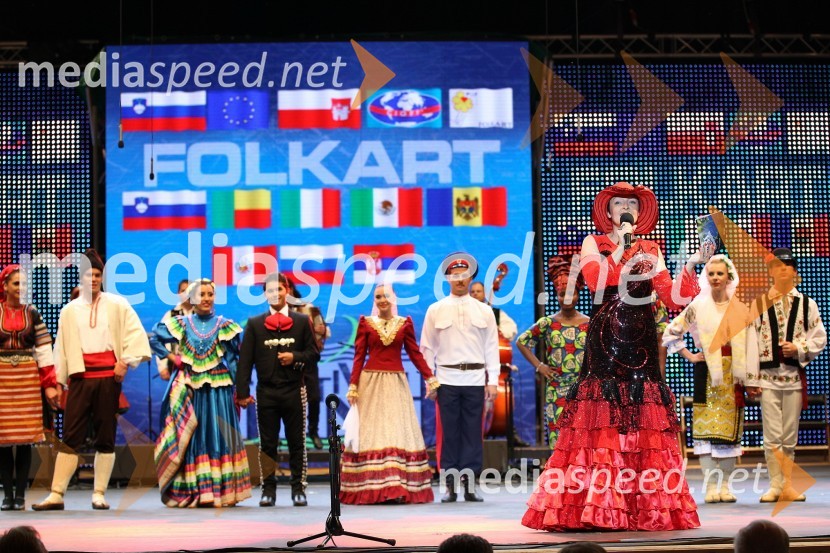 	Irena Polak Fištravec20. Festival Lent 2012, otvoritev 24. folklornega festivala Folkart