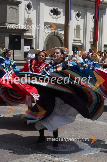 Folkloristki skupine Estampas de Mexico20. Festival Lent, festivalsko dogajanje