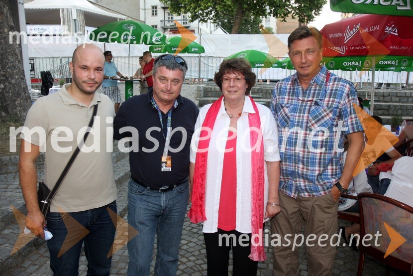 Matevž Frangež, poslanec SD, ..., Barbara Weiler, poslanka EU in Borut Pahor, predsednik SD20. Festival Lent, zaključek 24. folklornega festivala Folkart