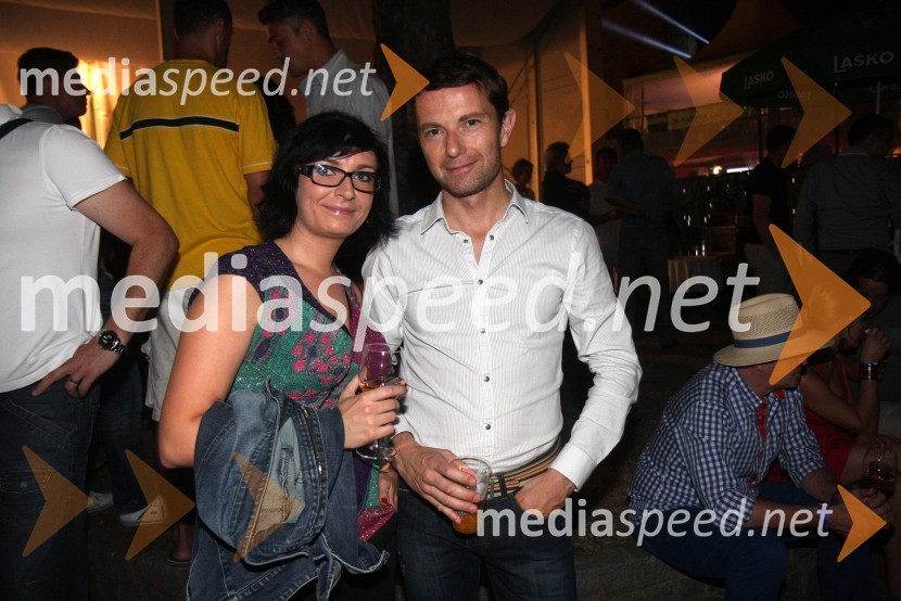 Katarina Pernat, Žurnal24 in Tomaž Orešič, EFT Group20. Festival Lent, zaključek 24. folklornega festivala Folkart