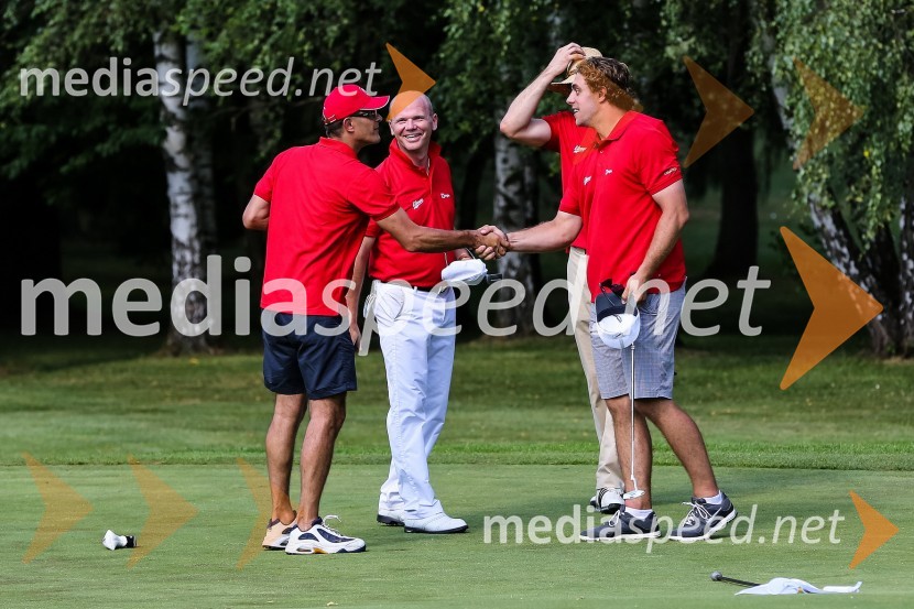 Matjaž Rakovec, predsednik uprave Zavarovalnice Triglav, Gregor Benčina, predsednik upravnega odbora družbe Jelovica in Anže Kopitar, hokejist2. dobrodelni golf turnir Anžeta Kopitarja