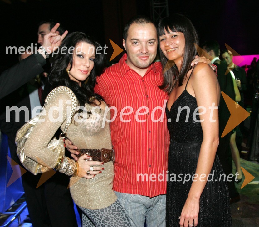 Iris Mulej, Miss Slovenije 2006, njen fant Jure Zorčič, urednik športa pri Direktu in ...Naomi Campbell v Sloveniji na zabavi Diners Black Card