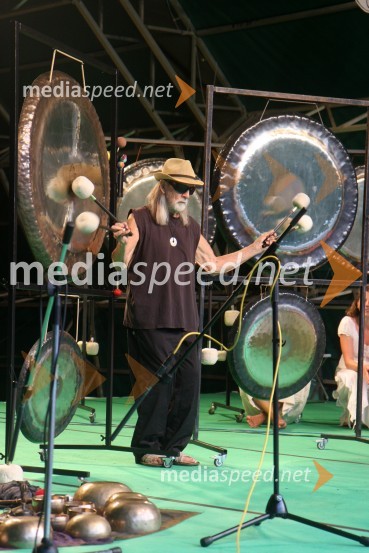 Don Conreaux, starešina mojstrov zdravilnega zvoka gongov20. Festival Lent, festivalsko dogajanje