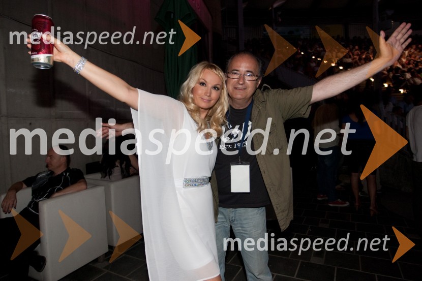 Saša Lendero, pevka in Aleš Klinar32. Festival Melodije morja in sonca