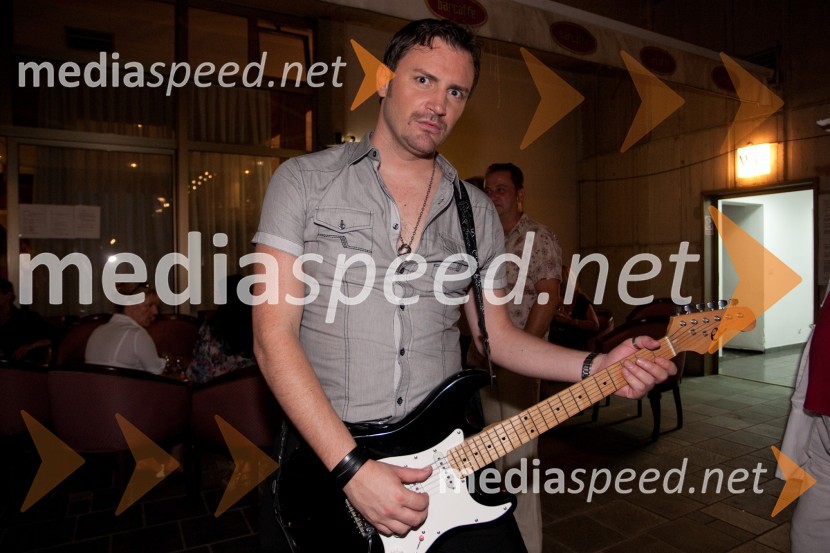 Vlado Pilja, glasbenik32. Festival Melodije morja in sonca