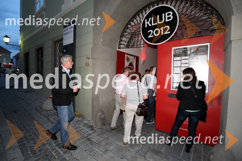 Maribor 2012 – EPK, Uroš Perić z gosti, koncert