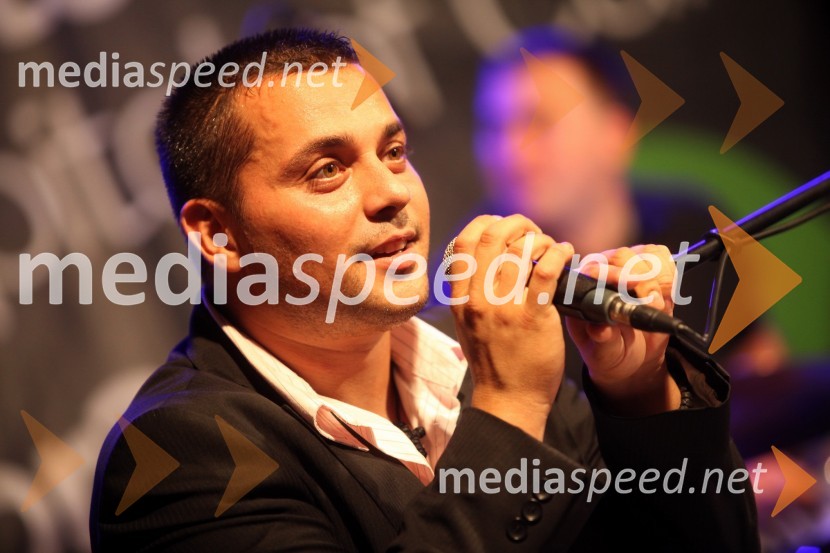 Uroš Perić – Perry, glasbenikMaribor 2012 – EPK, Uroš Perić z gosti, koncert