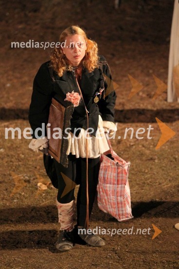 Prizor iz predstave OdisejOdisej, premiera mednarodne gledališke koprodukcije na Brionih