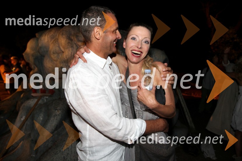 Danilo Rošker, direktor SNG Maribor in soproga Nataša Matjašec Rošker, igralkaOdisej, premiera mednarodne gledališke koprodukcije na Brionih