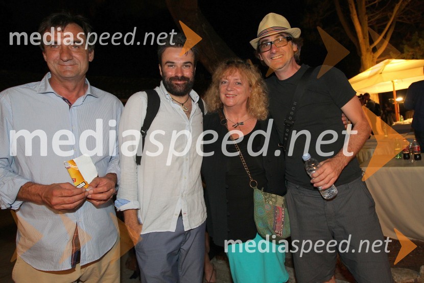 Darko Stazić, ravnatelj zagrebškega gledališča Gavella, Ozren Grabarić, igralec , Alenka Cilenšek, igralka in Aleksandar Popovski, režiserOdisej, premiera mednarodne gledališke koprodukcije na Brionih