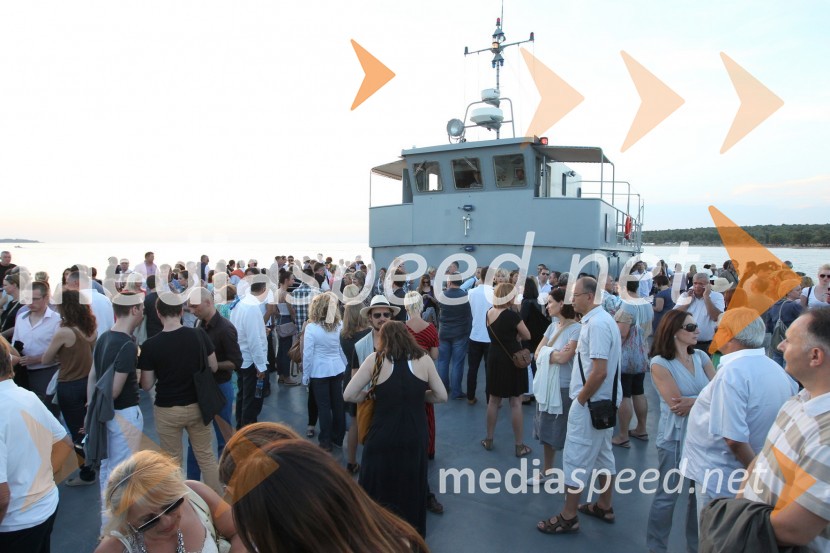 Odhod na otok Mali BrioniOdisej, premiera mednarodne gledališke koprodukcije na Brionih