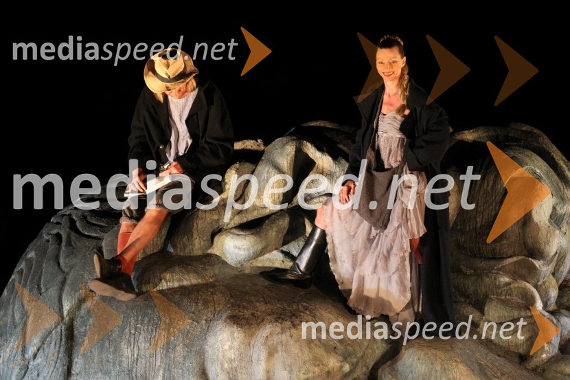 	Prizor iz predstave OdisejOdisej, premiera mednarodne gledališke koprodukcije na Brionih