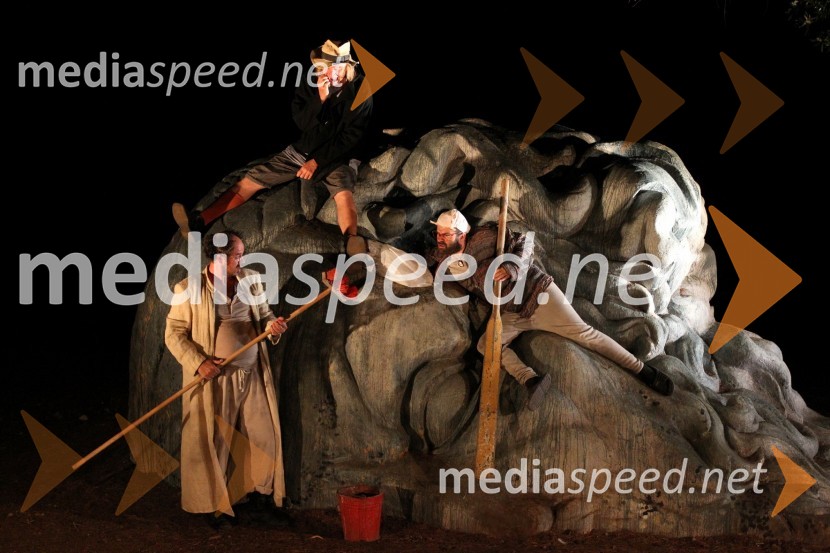 	Prizor iz predstave OdisejOdisej, premiera mednarodne gledališke koprodukcije na Brionih
