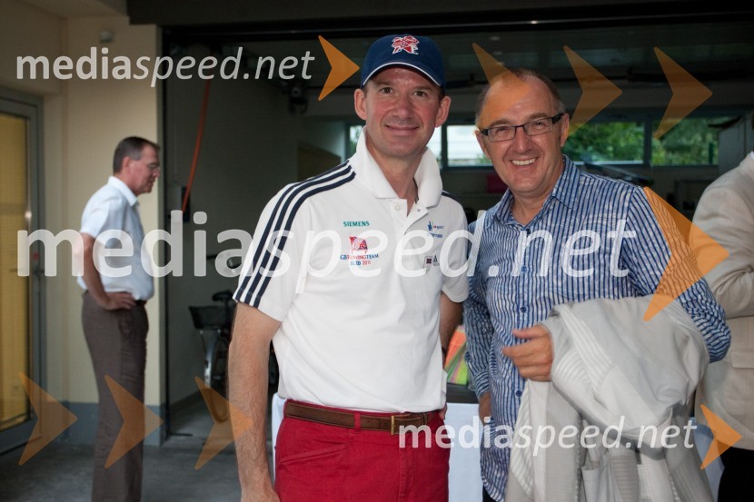 Andrew Page, veleposlanik velike Britanije v Sloveniji in Brane Krajnik, The Slovenia TimesSprejem britanskega veleposlanika ob otvoritvi Olimpijskih iger v Londonu