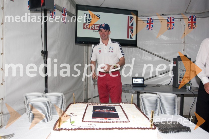 Andrew Page, veleposlanik velike Britanije v SlovenijiSprejem britanskega veleposlanika ob otvoritvi Olimpijskih iger v Londonu