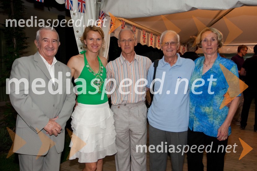 Tine Šrot, nedkanji olimpijec, Brigita Langerholc, nekdanja športnica, Miro Cerar, nekdanji gimnastičar in predsednik Olimpijske akademije ter ambasador za fair play, ... in Marijana Lubej, nekdanja športnicaSprejem britanskega veleposlanika ob otvoritvi Olimpijskih iger v Londonu