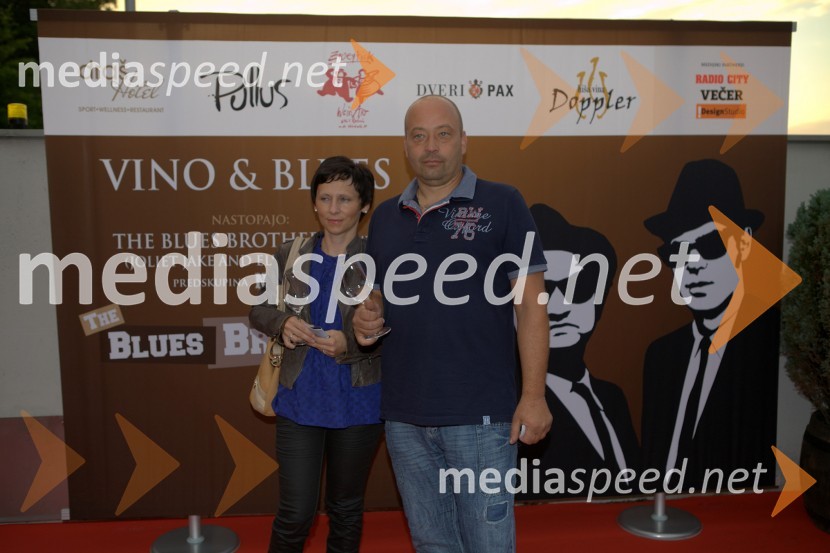 Mojca in Boštjan Protner, vinarVino & blues, nastop The Blues Brothers revue