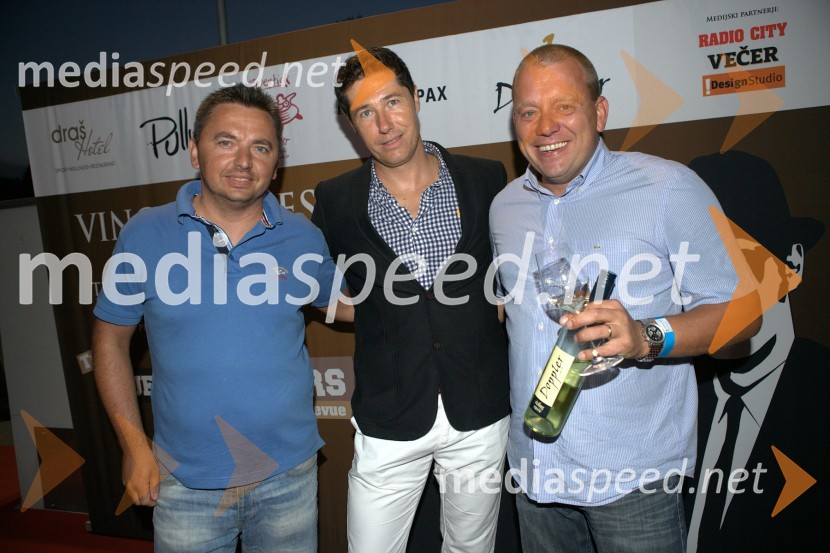 Slaviša Amidžič, vodja gostinstva Hotel Draš, Franci Breznik ml., poslanec in Boštjan Kopše, Hiša vina DopplerVino & blues, nastop The Blues Brothers revue