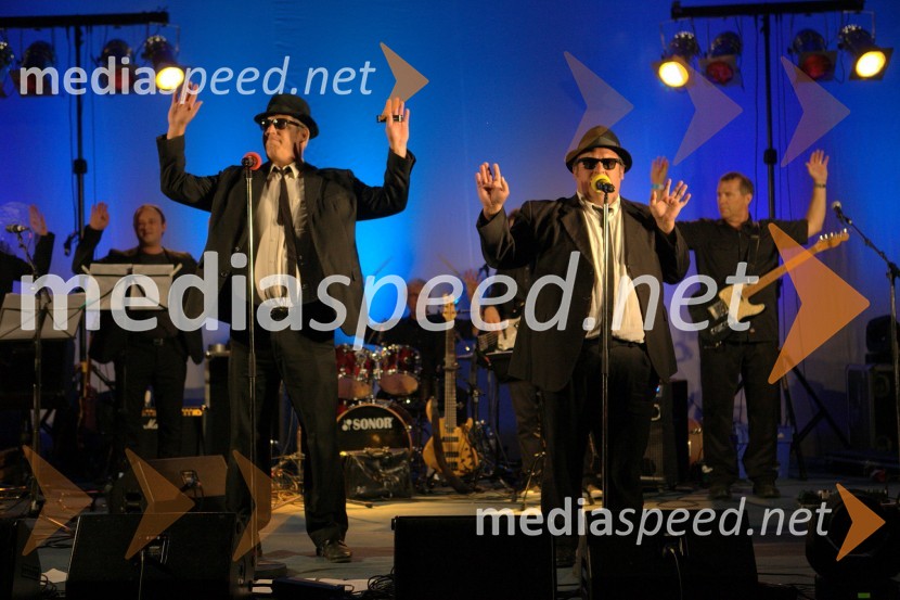 The Blues Brothers revueVino & blues, nastop The Blues Brothers revue