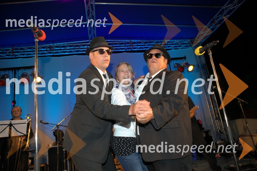 The Blues Brothers revueVino & blues, nastop The Blues Brothers revue