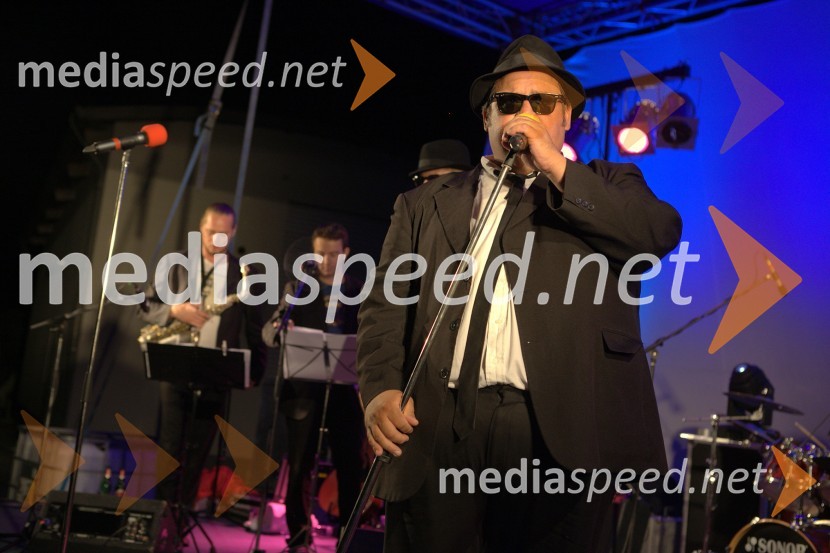 The Blues Brothers revueVino & blues, nastop The Blues Brothers revue