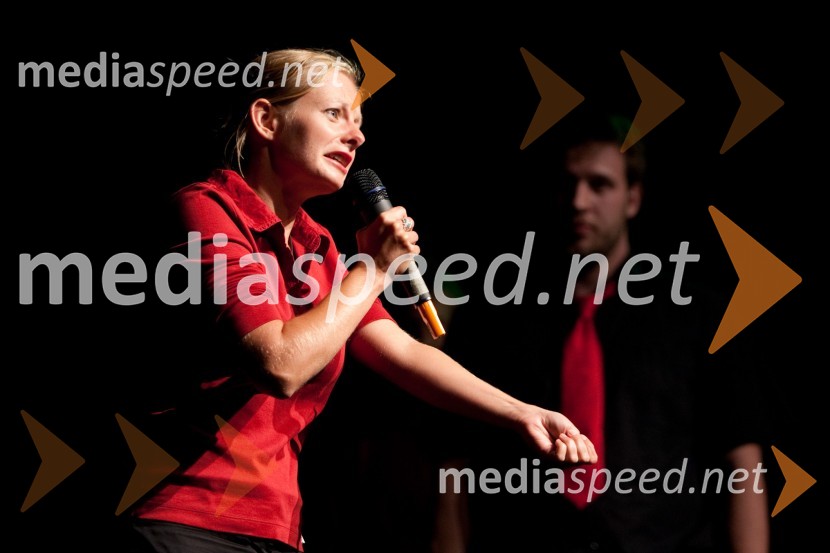 Sara Šoukal, stand up komičarkaImpro maraton, zaključek
