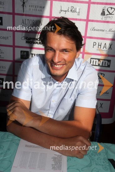 Marko Kolar, manekenMiss bikini 2012, finale