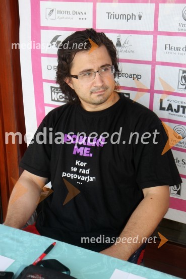 Oste Bakal, novinarMiss bikini 2012, finale