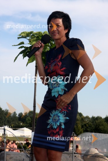 Moira, pevkaMiss bikini 2012, finale