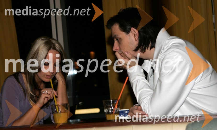 Pevka Saša Lendero in njen fant Miha HercogSaša Lendero