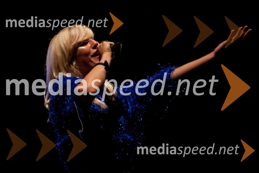 Ida Prester, pevkaLollobrigida, koncert skupine na 9. Kamfestu