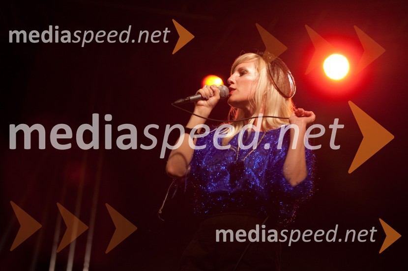 Ida Prester, pevkaLollobrigida, koncert skupine na 9. Kamfestu