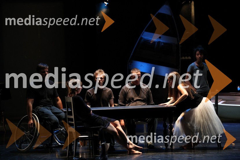 Maribor 2012 – EPK, Guernica Continuum, premiera