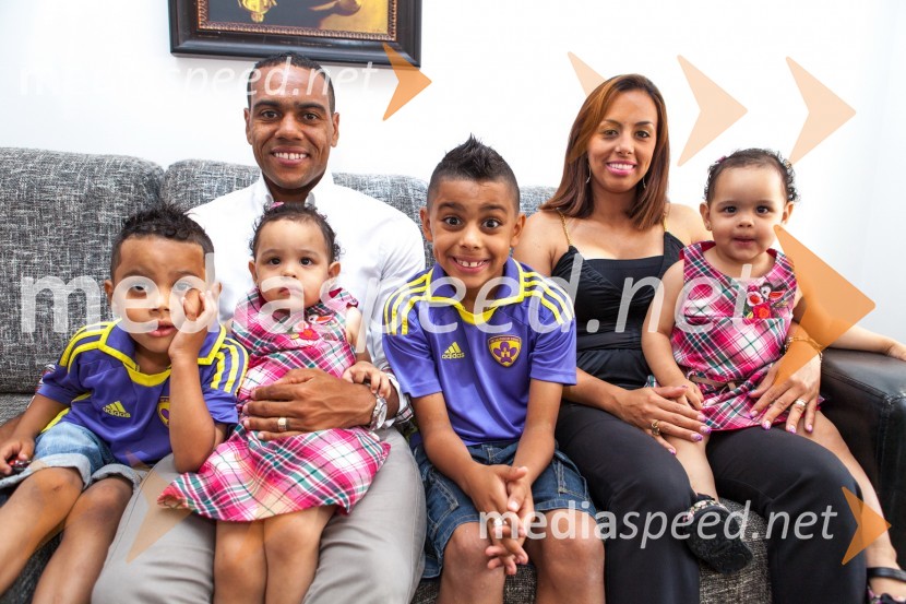 Marcos Tavares, nogometaš NK Maribor in družinaMarcos Tavares, nogometaš