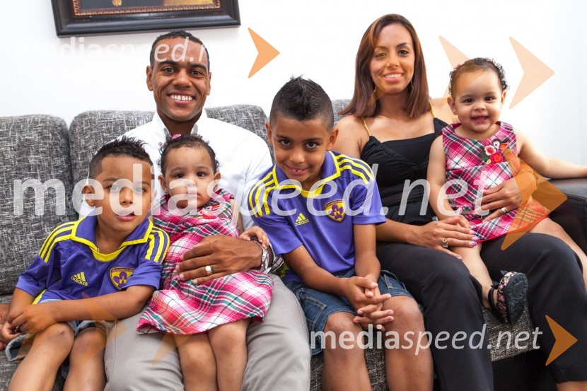 Marcos Tavares, nogometaš NK Maribor in družinaMarcos Tavares, nogometaš