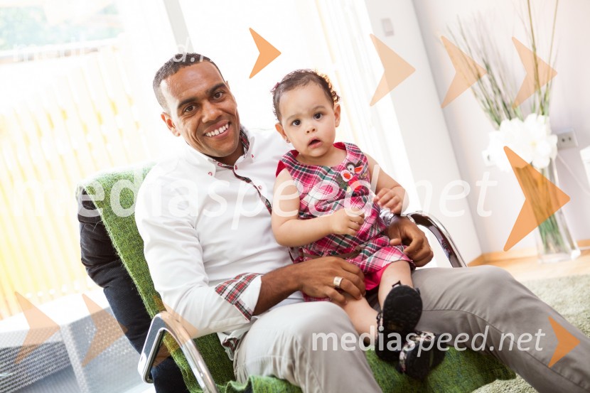 Marcos Tavares, nogometaš NK Maribor in družinaMarcos Tavares, nogometaš