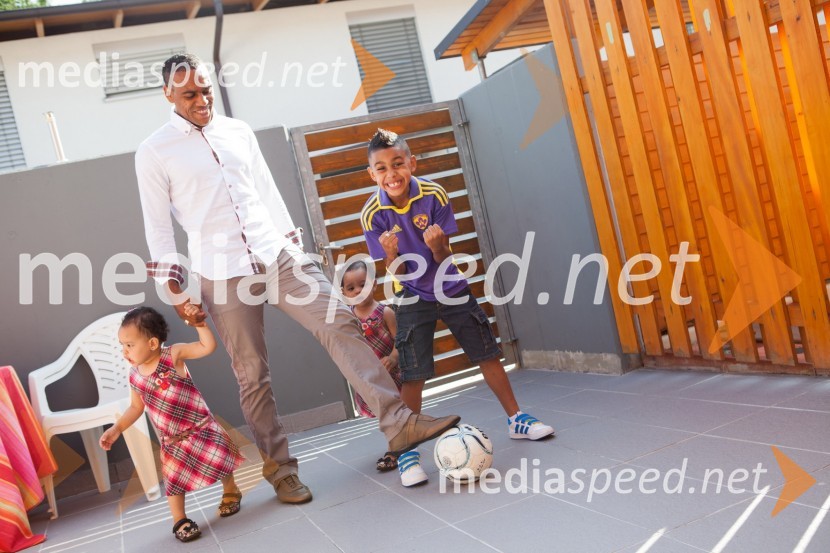 Marcos Tavares, nogometaš NK Maribor in družinaMarcos Tavares, nogometaš