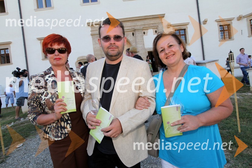 Maruša Belšak, Univerza v Mariboru, Alan Kavčič, predstavnik za odnose z javnostmi SNG Maribor, Vanja Borovac, samostojna svetovalka za promocijo Univerze v Maribor3. Salon Traminec 2012