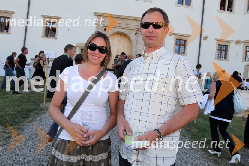 Franci Virtič, načelnik PP Tabor in soproga Mateja3. Salon Traminec 2012