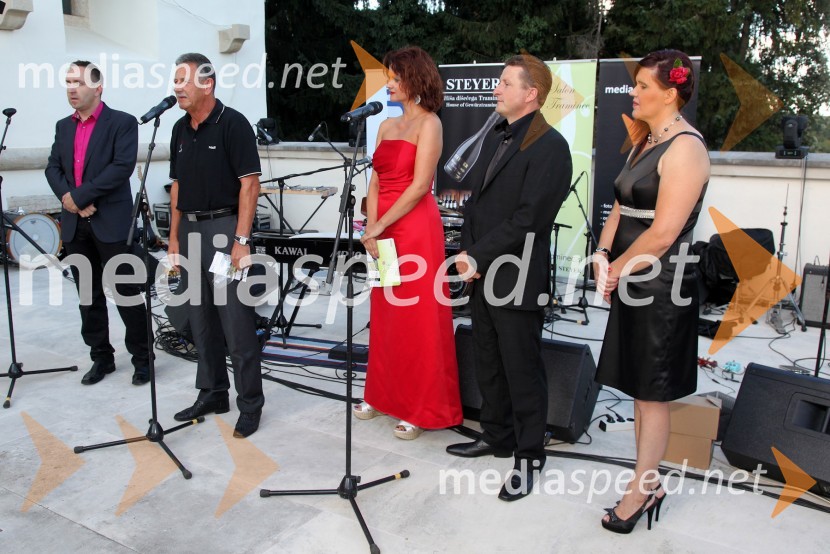 Borut Cvetko, direktor Mediaspeed, Anton Kampuš, župan občine Gornja Radgona, mag. Norma Bale, direktorica Kultprotur, Danilo Steyer, Steyer vina in Magda Steyer, Steyer vina3. Salon Traminec 2012