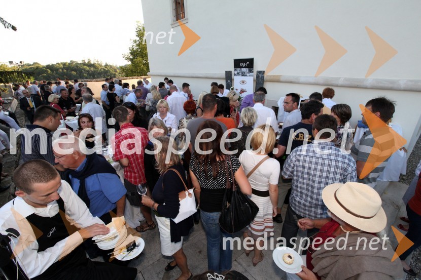 	Obiskovalci 3. Salona Traminec3. Salon Traminec 2012