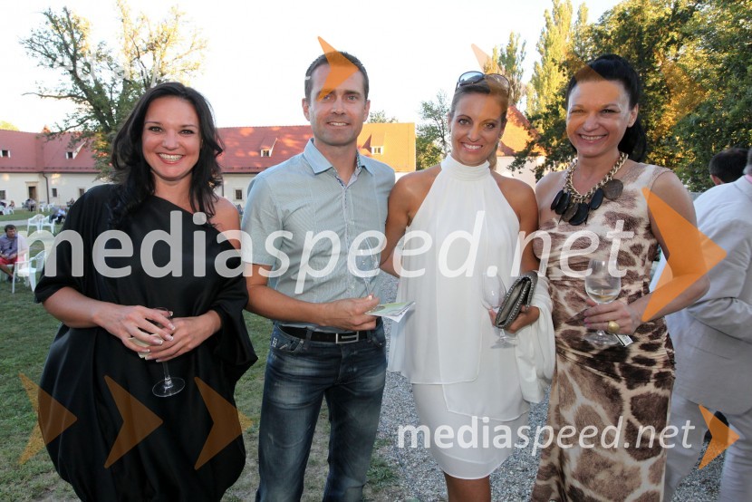 Alenka Gotar, pevka, Gorazd Kocbek, Oljarna Kocbek, Mihaela Margan - Miša, novinarka in ...3. Salon Traminec 2012