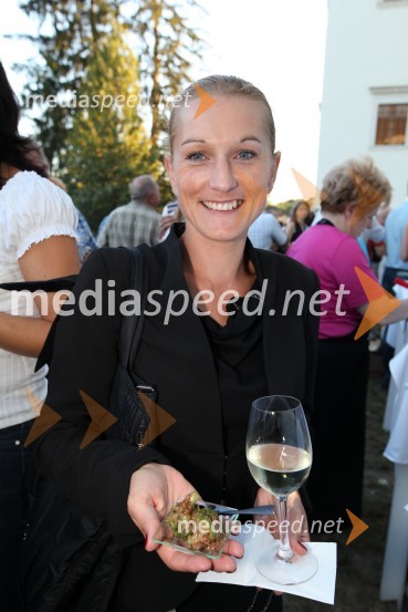 Vesna Gorjup Zupančič, odvetnica3. Salon Traminec 2012