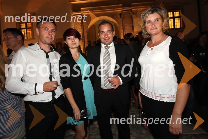 Sandi Brumen, vodja marketinga Radgonske gorice, Andreja Novak, marketing Radgonske gorice, Blaž Edšidt, vodja izvoza Radgonske Gorice in Klavdija Topolovec Špur, glavna enologinja v podjetju Radgonske gorice3. Salon Traminec 2012